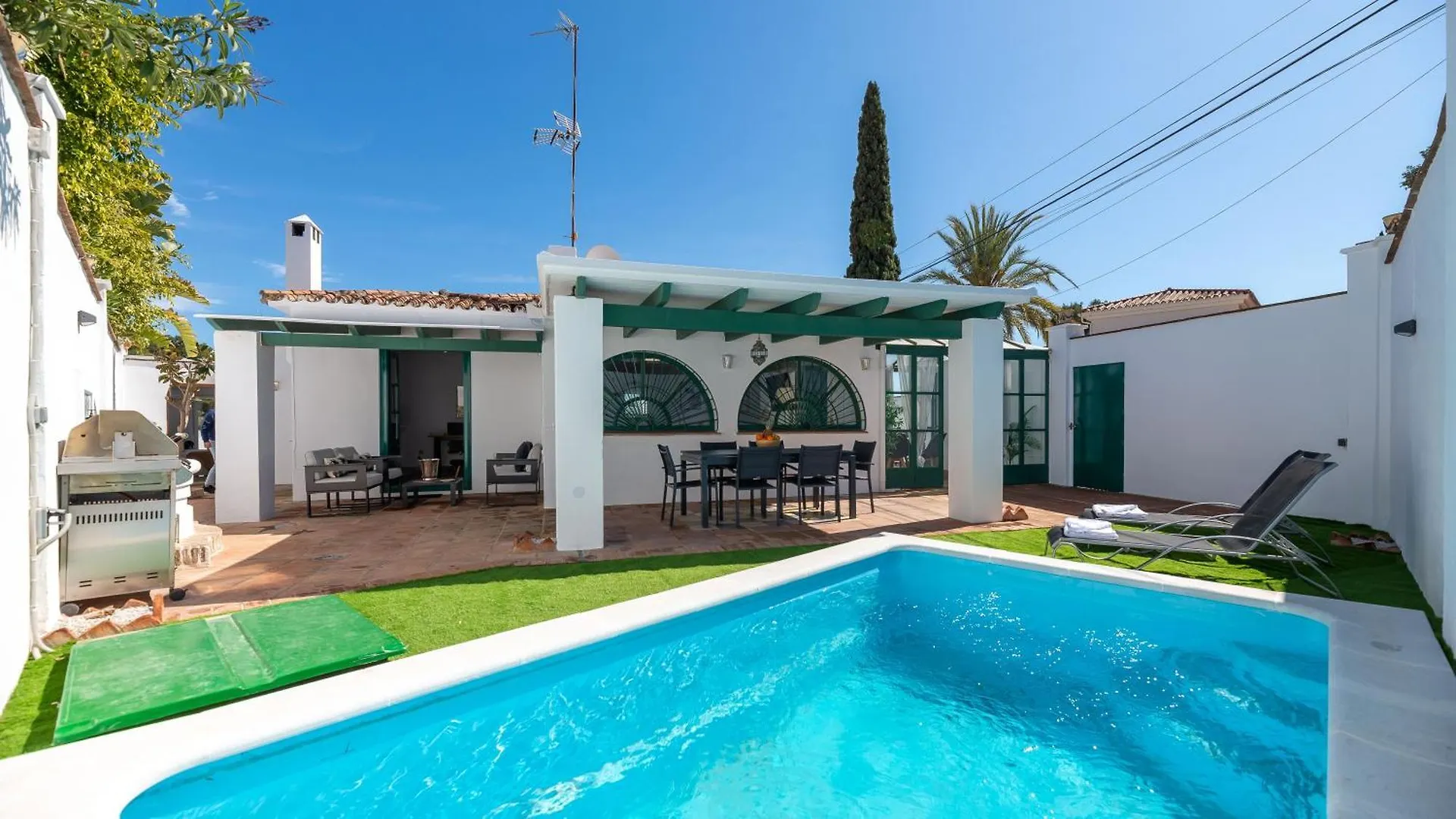 Puerto Banus Dreamed Villa Monelos Marbella