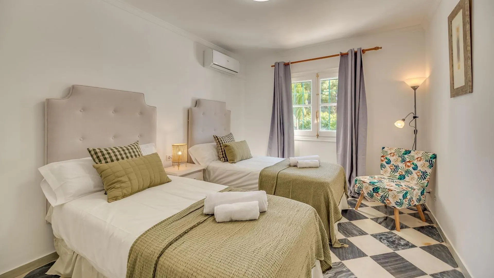 Puerto Banus Dreamed Villa Monelos Marbella